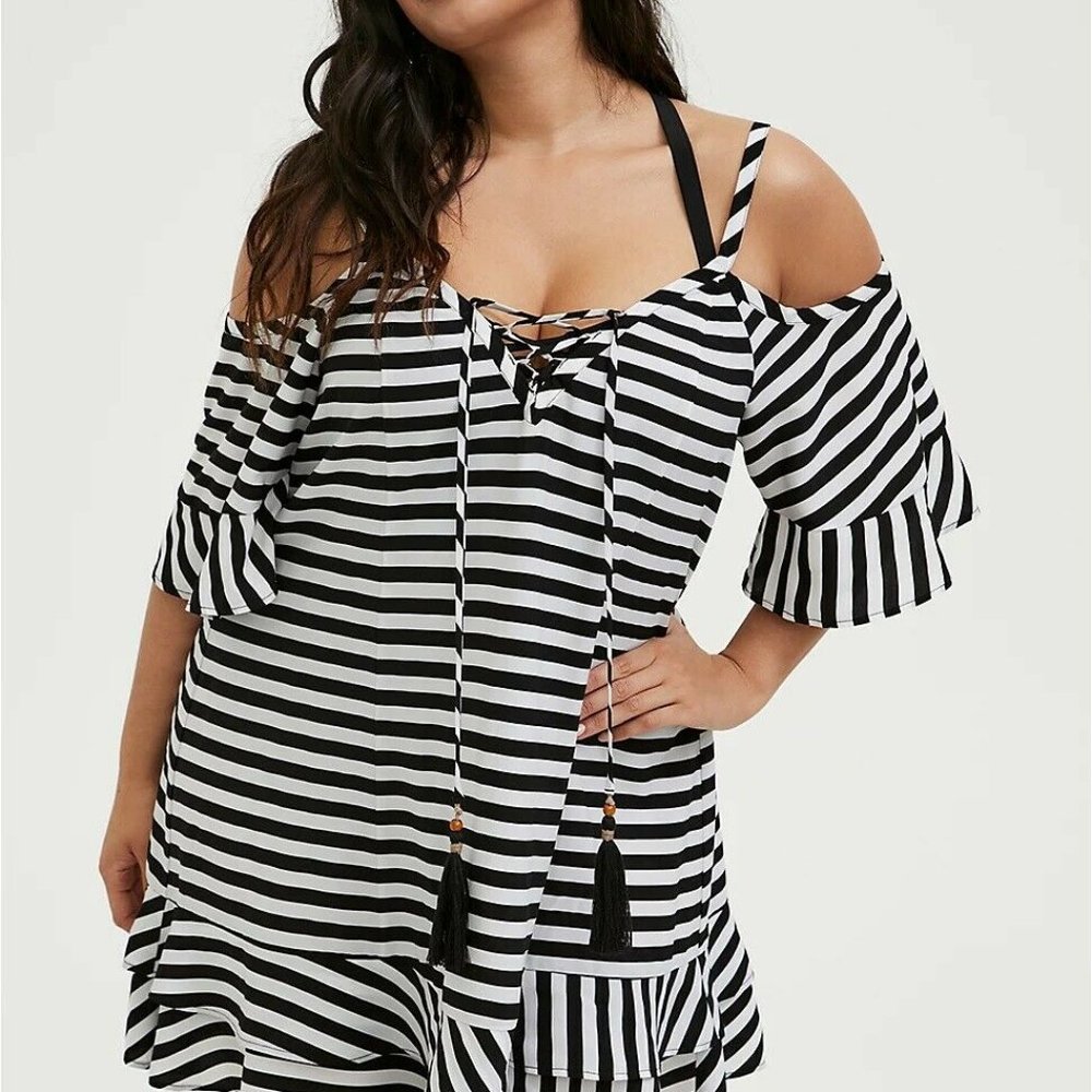 Torrid Cold Shoulder Swim/Beach Cover Up NWT 0/L